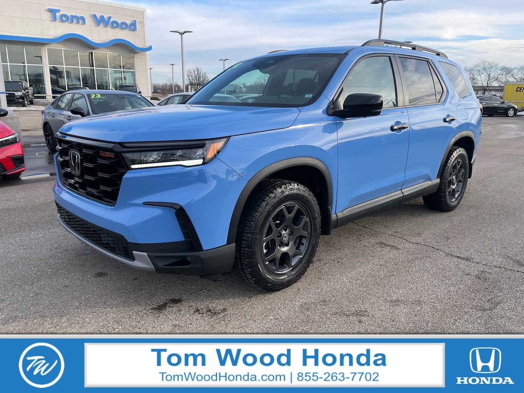 Used 2024 Honda Pilot TrailSport SUV