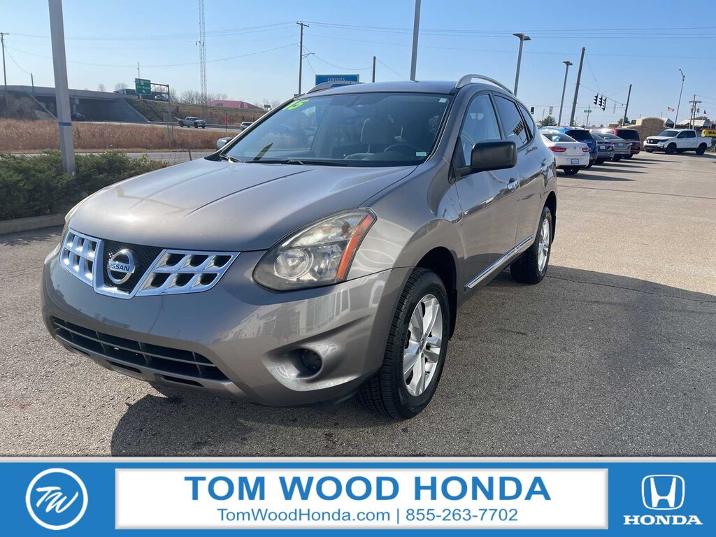 Used 2015 Nissan Rogue Select S SUV