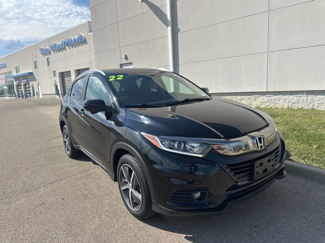 Used 2022 Honda HR-V EX with VIN 3CZRU6H52NM766681 for sale in Anderson, IN