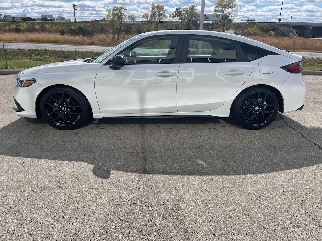 Used 2024 Honda Civic Sport Hatchback
