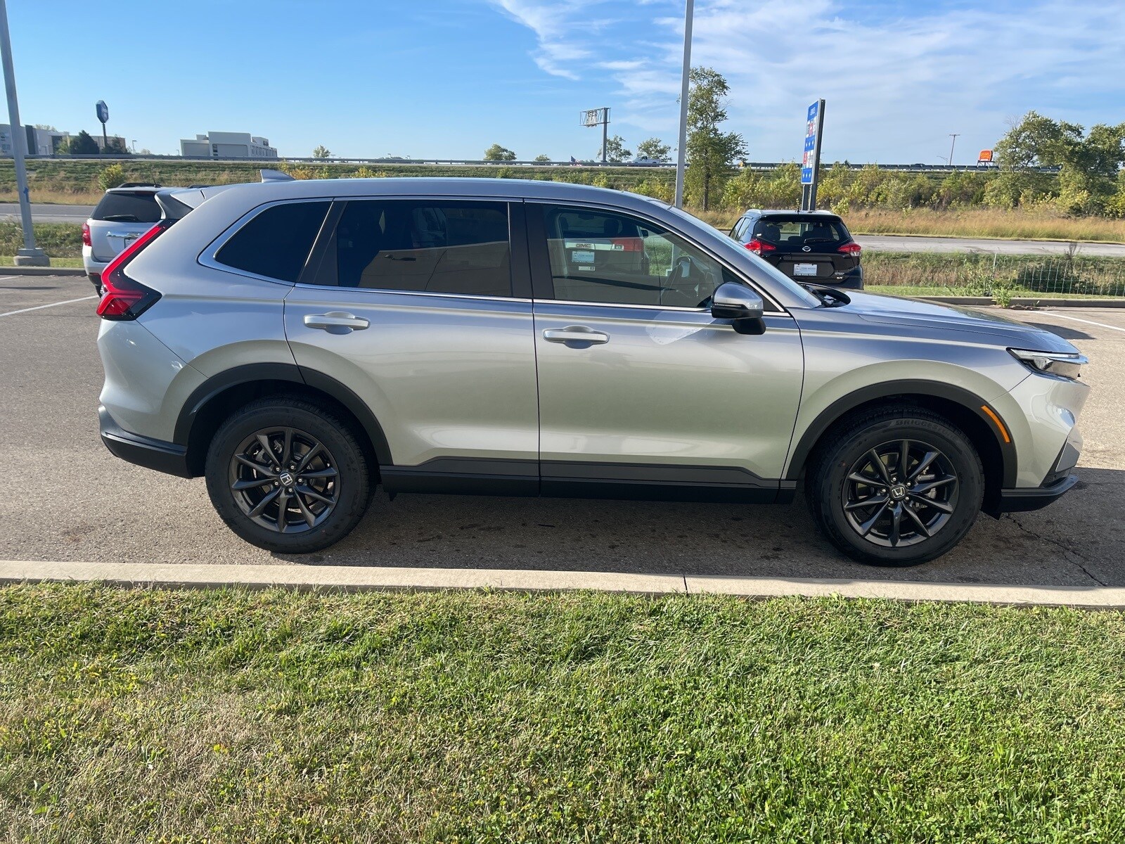 2026 Honda CR-V EX-L photo 2