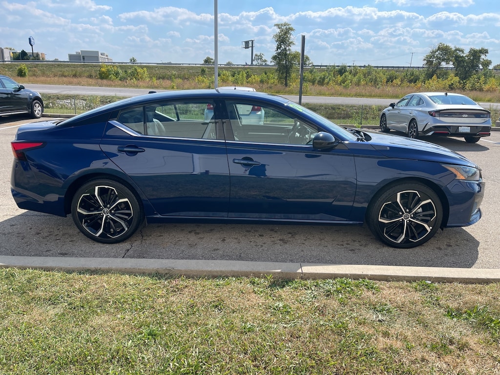 Used 2024 Nissan Altima 2.5 SR Sedan