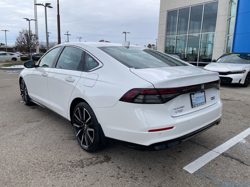 Used 2025 Honda Accord Hybrid Touring Sedan