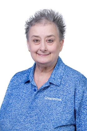 Staff member Lisa Clark from e6793ad4f9f8