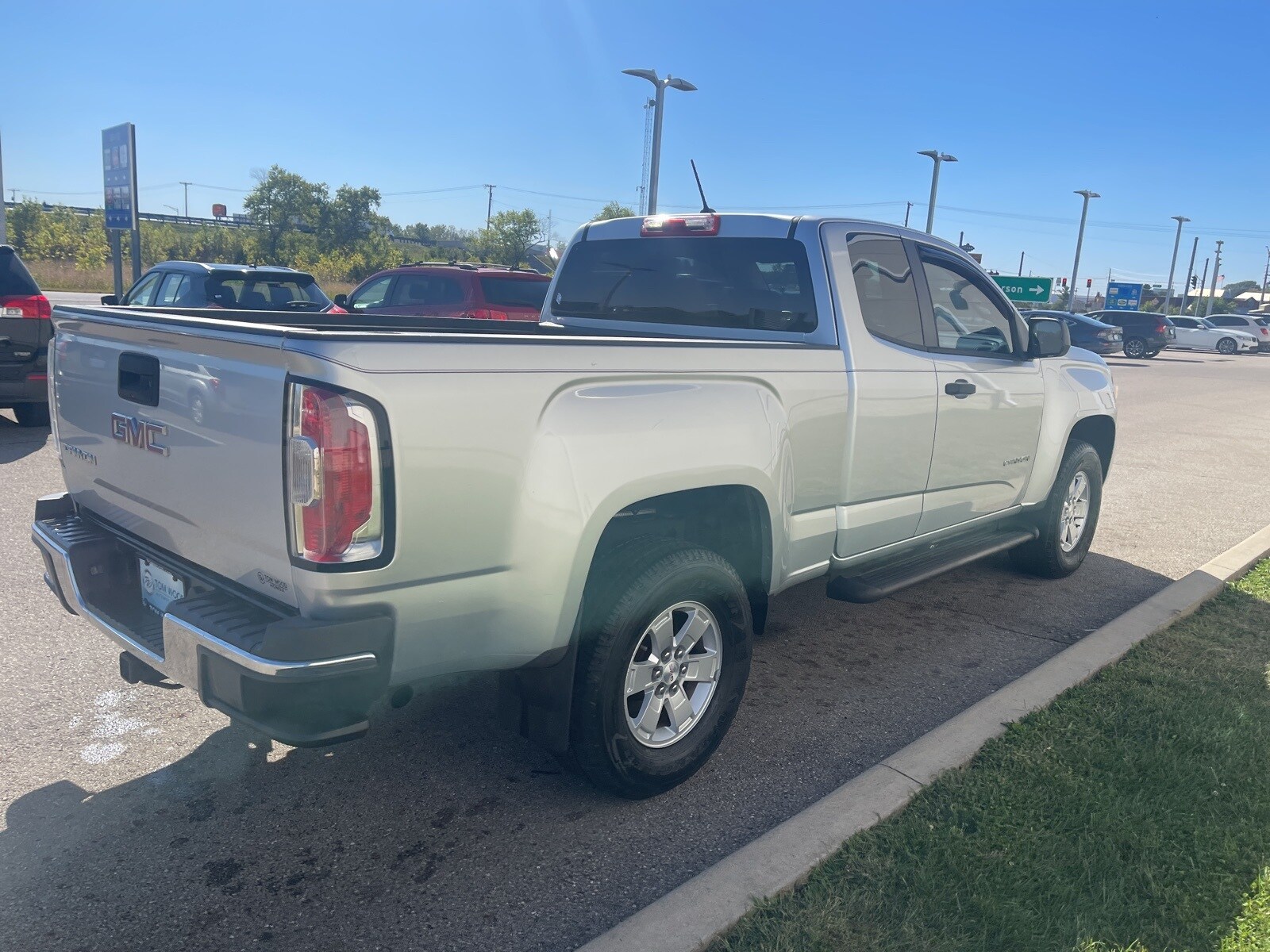 2016 Gmc Canyon Work Truck photo 3