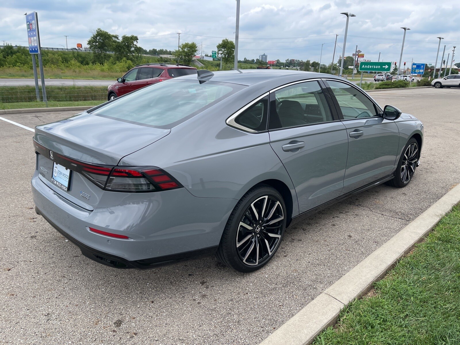 2025 Honda Accord Hybrid Touring photo 3