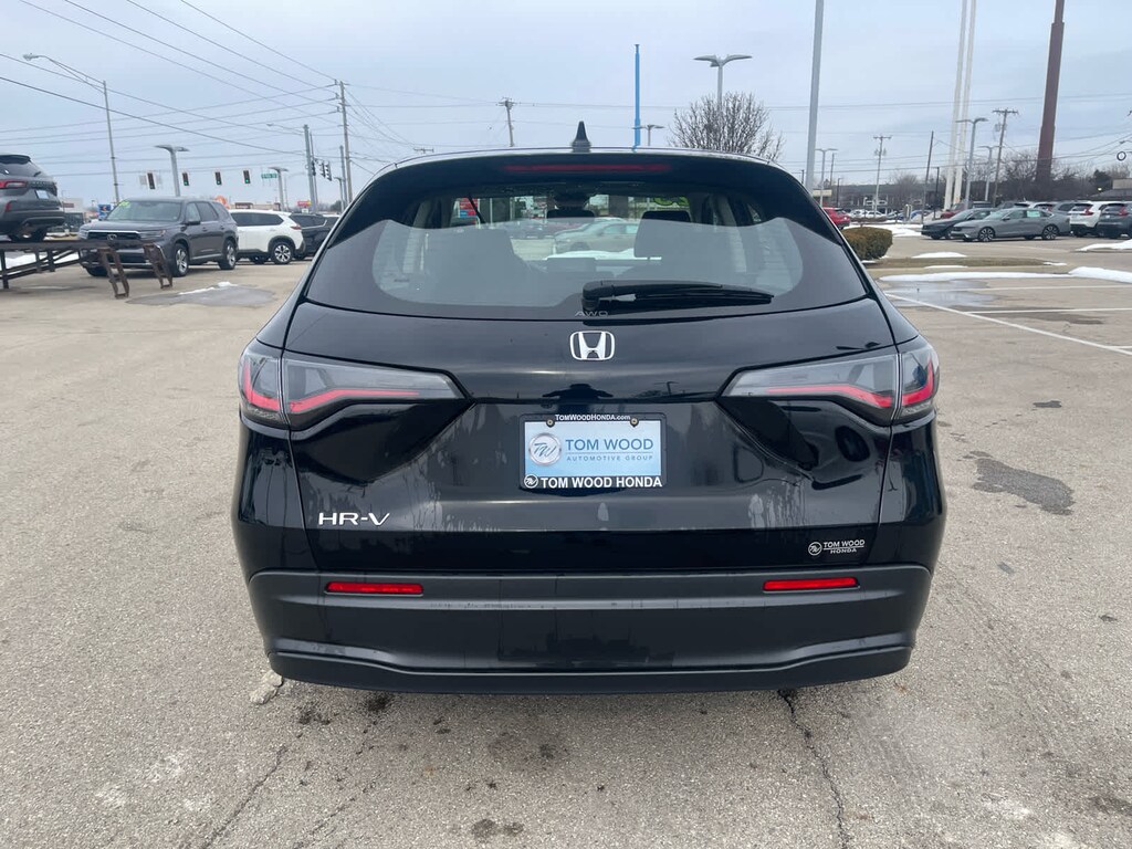 Used 2025 Honda HR-V LX SUV