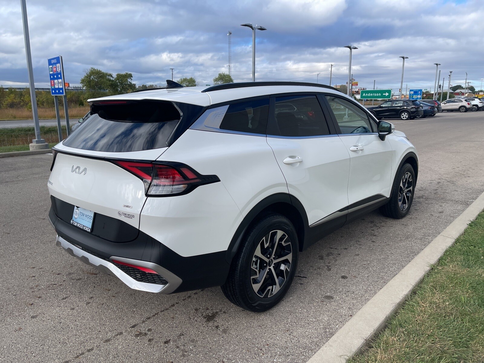 2025 Kia Sportage Hybrid EX photo 3