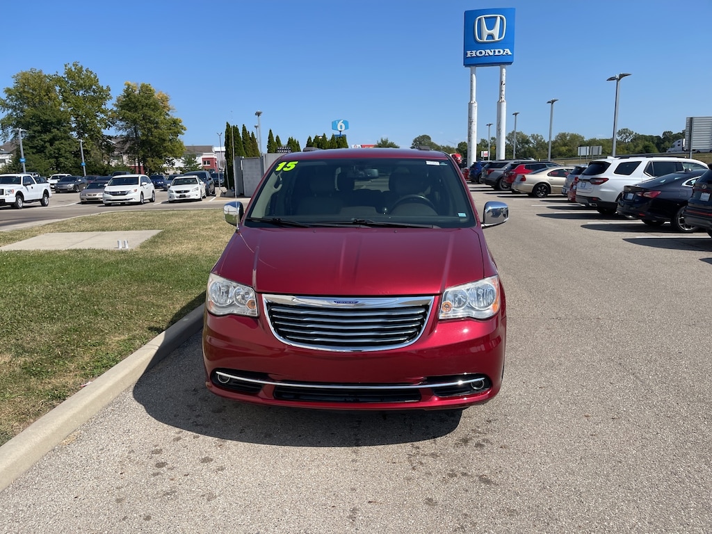 Used 2015 Chrysler Town & Country Touring-L Van