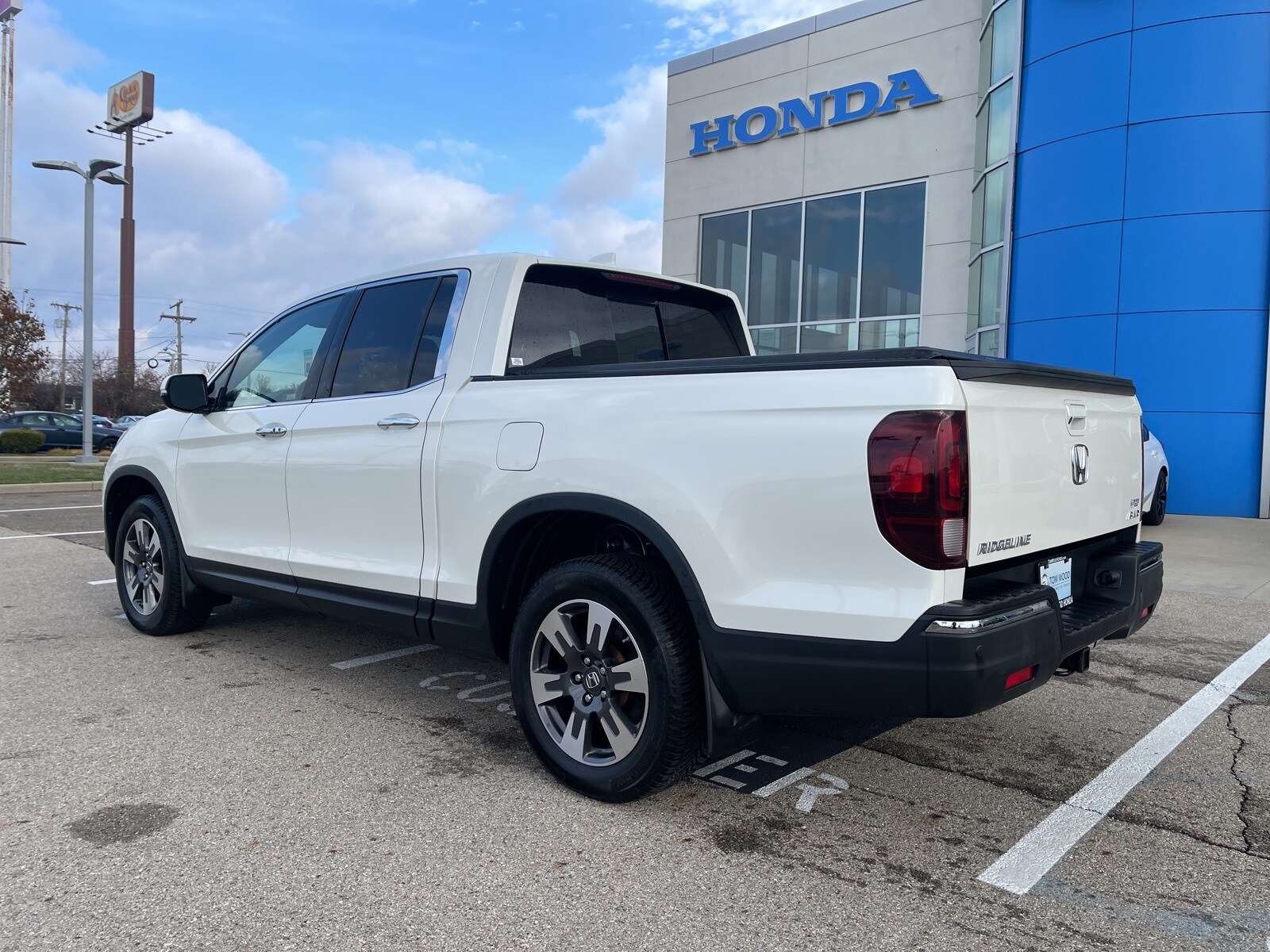 2019 Honda Ridgeline RTL-E photo 3