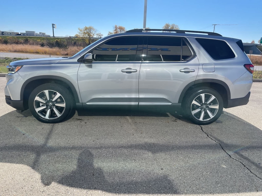Certified 2023 Honda Pilot Touring SUV