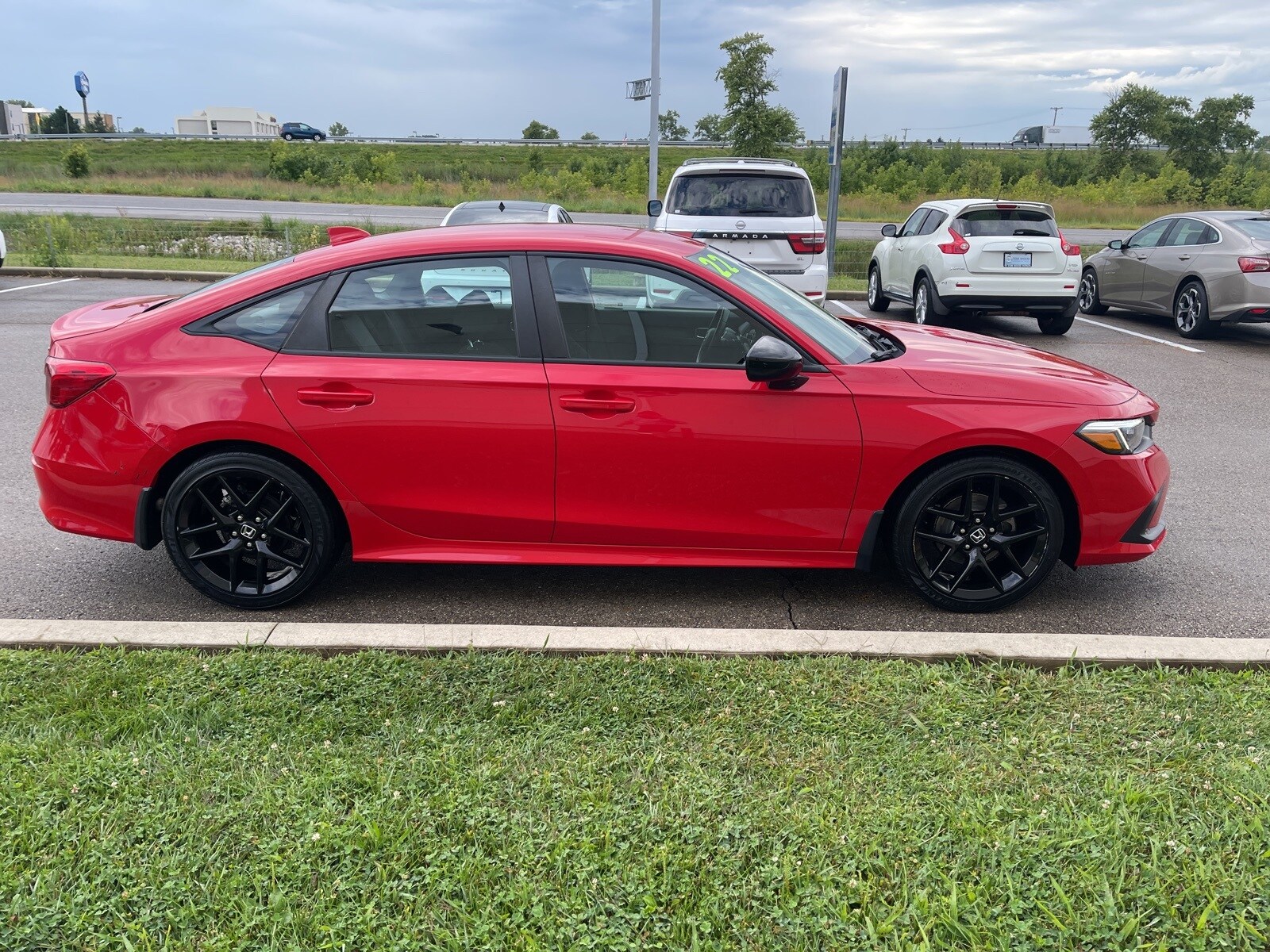 2022 Honda Civic Sport photo 2