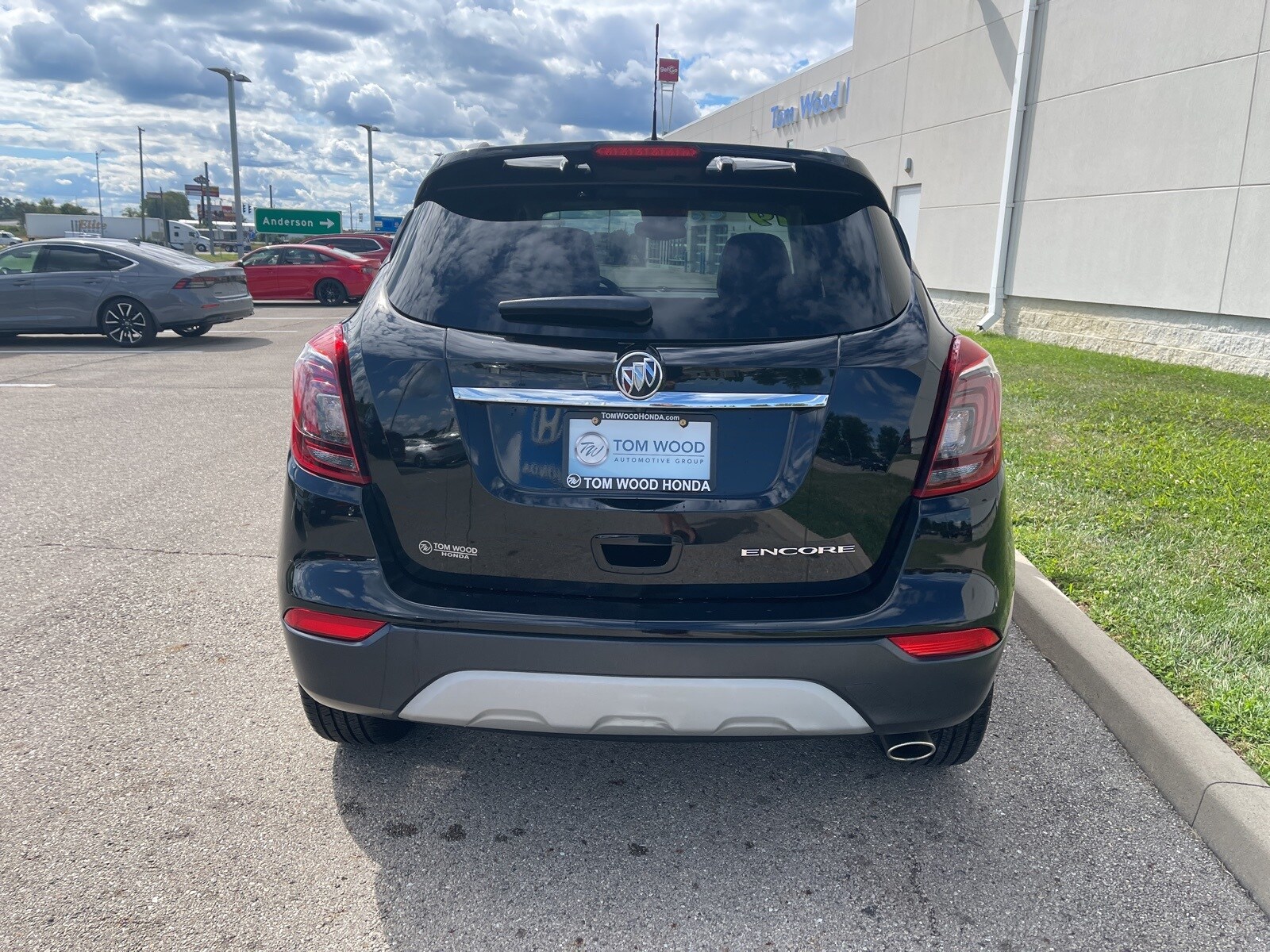 2019 Buick Encore Sport Touring photo 3