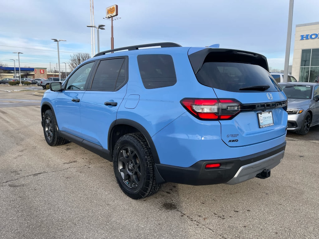Used 2024 Honda Pilot TrailSport SUV
