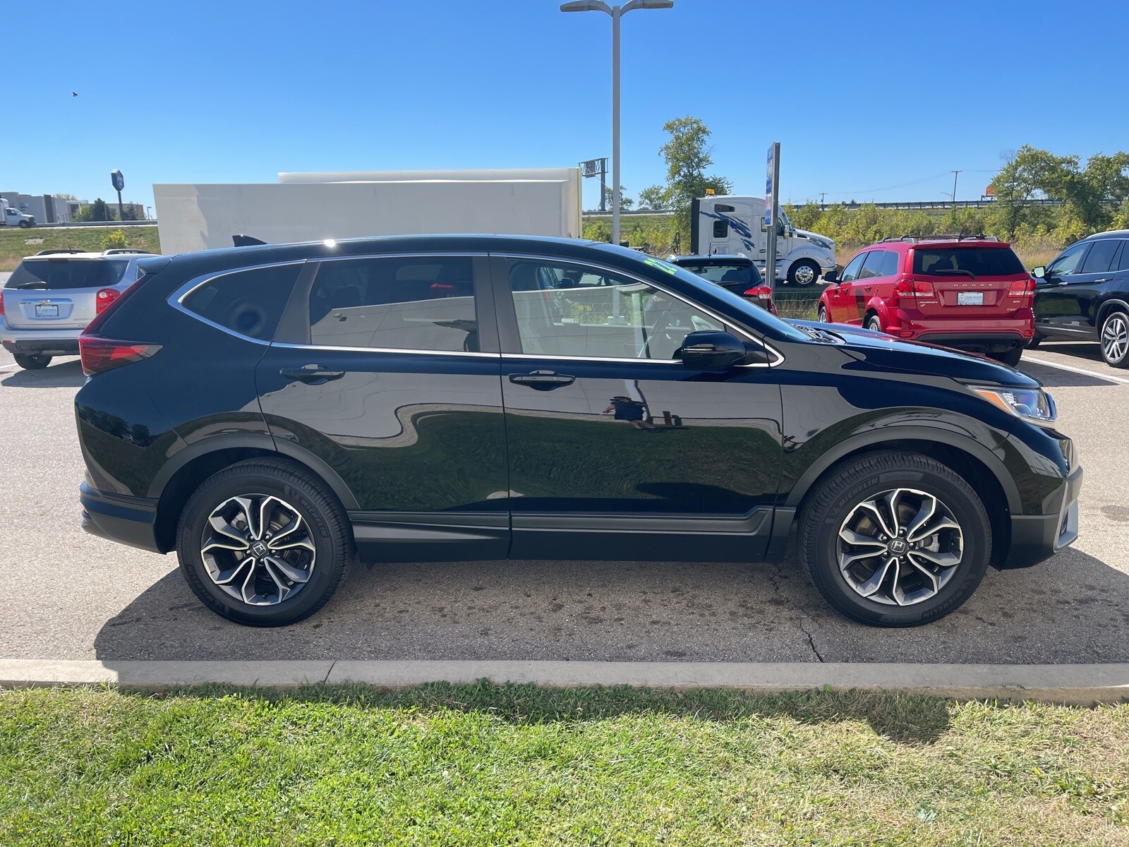 2022 Honda CR-V EX photo 2
