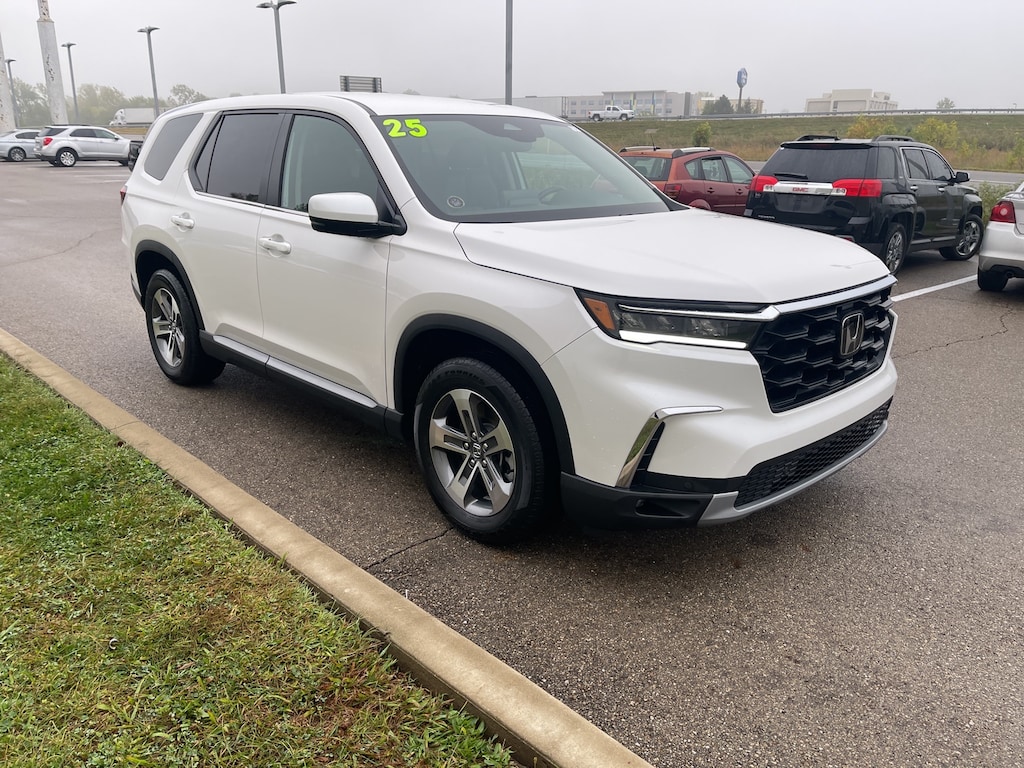 Certified 2025 Honda Pilot EX-L SUV