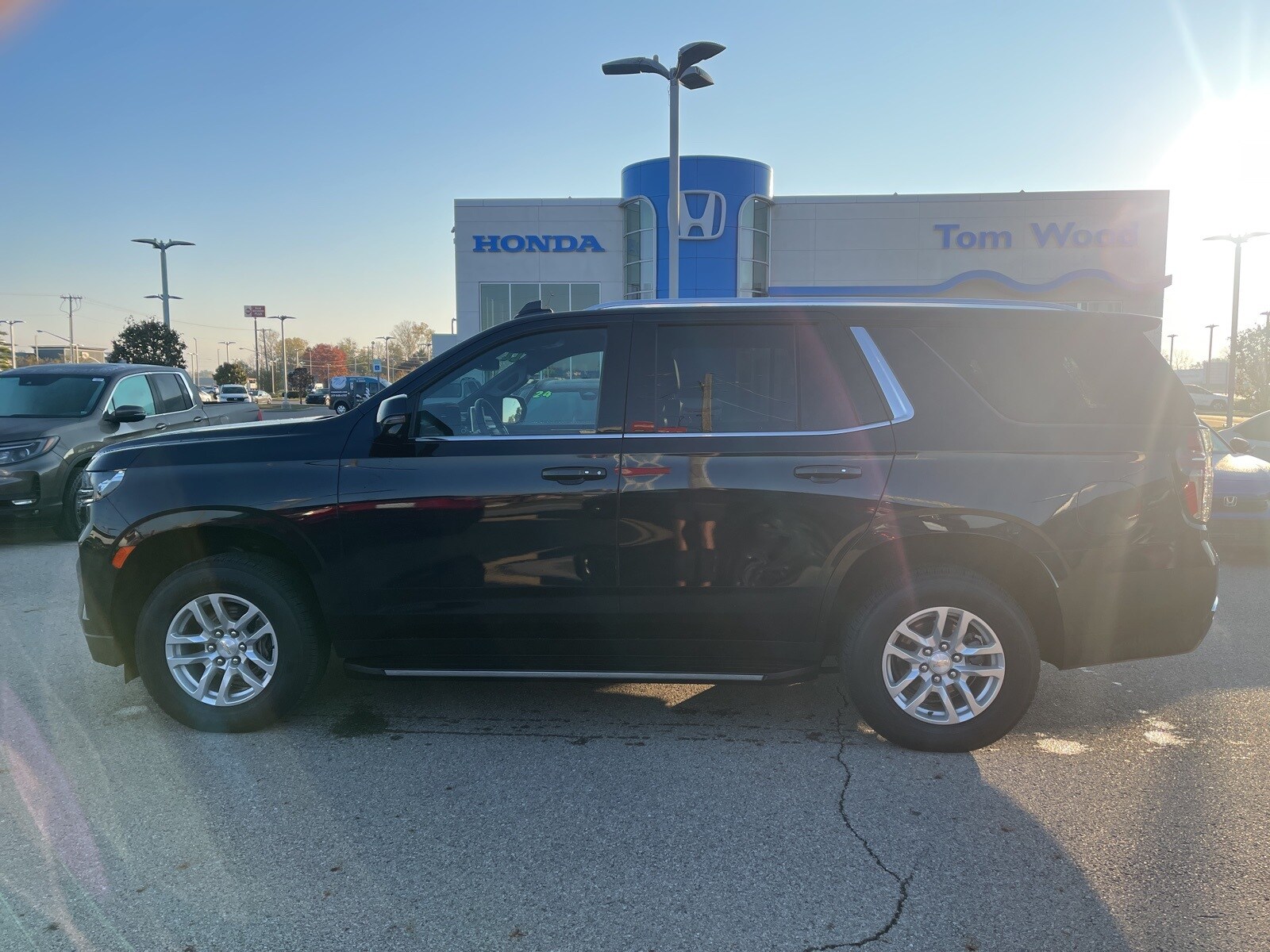 2022 Chevrolet Tahoe LT photo 2