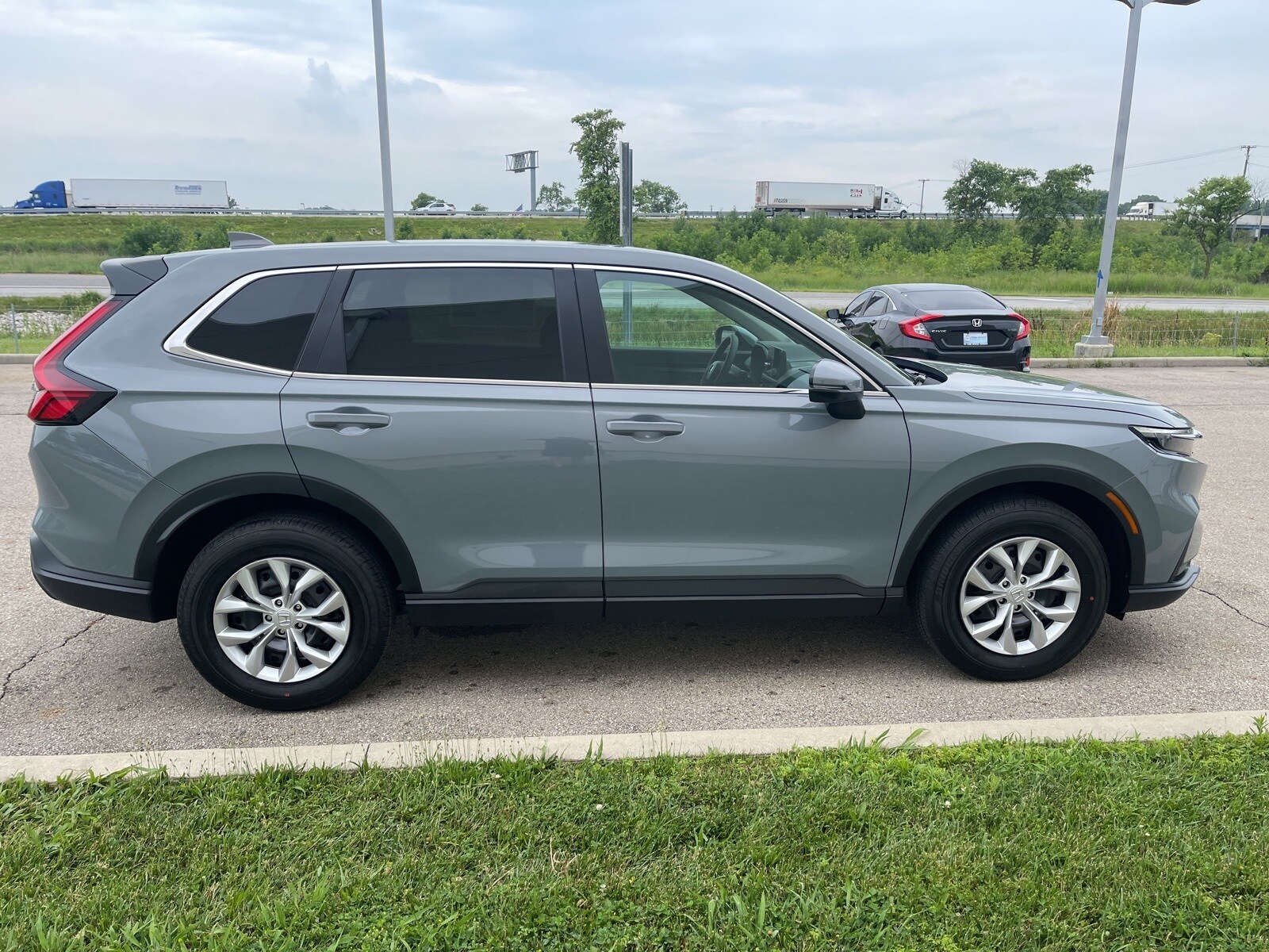 2026 Honda CR-V LX photo 2