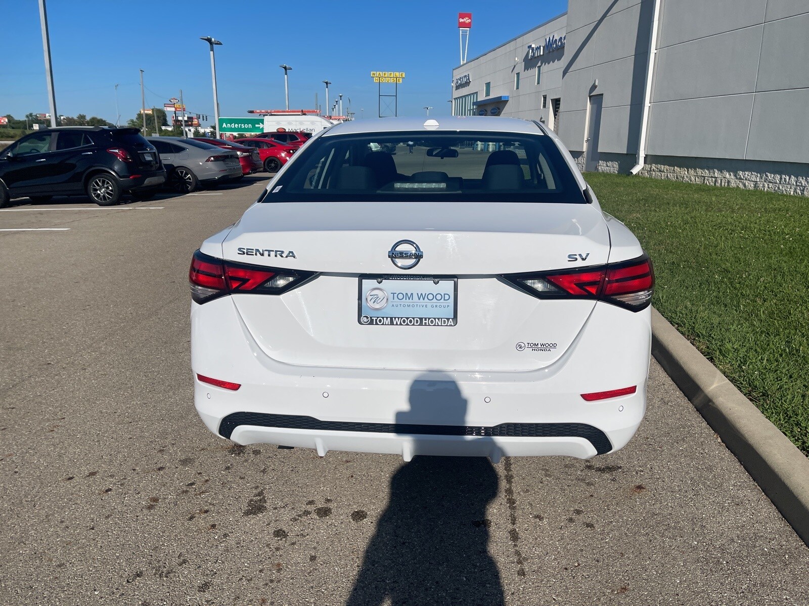 2022 Nissan Sentra SV photo 4