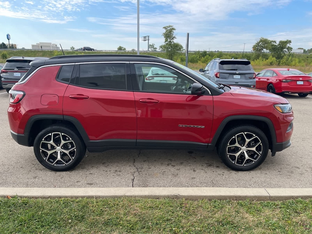 Used 2024 Jeep Compass Limited SUV