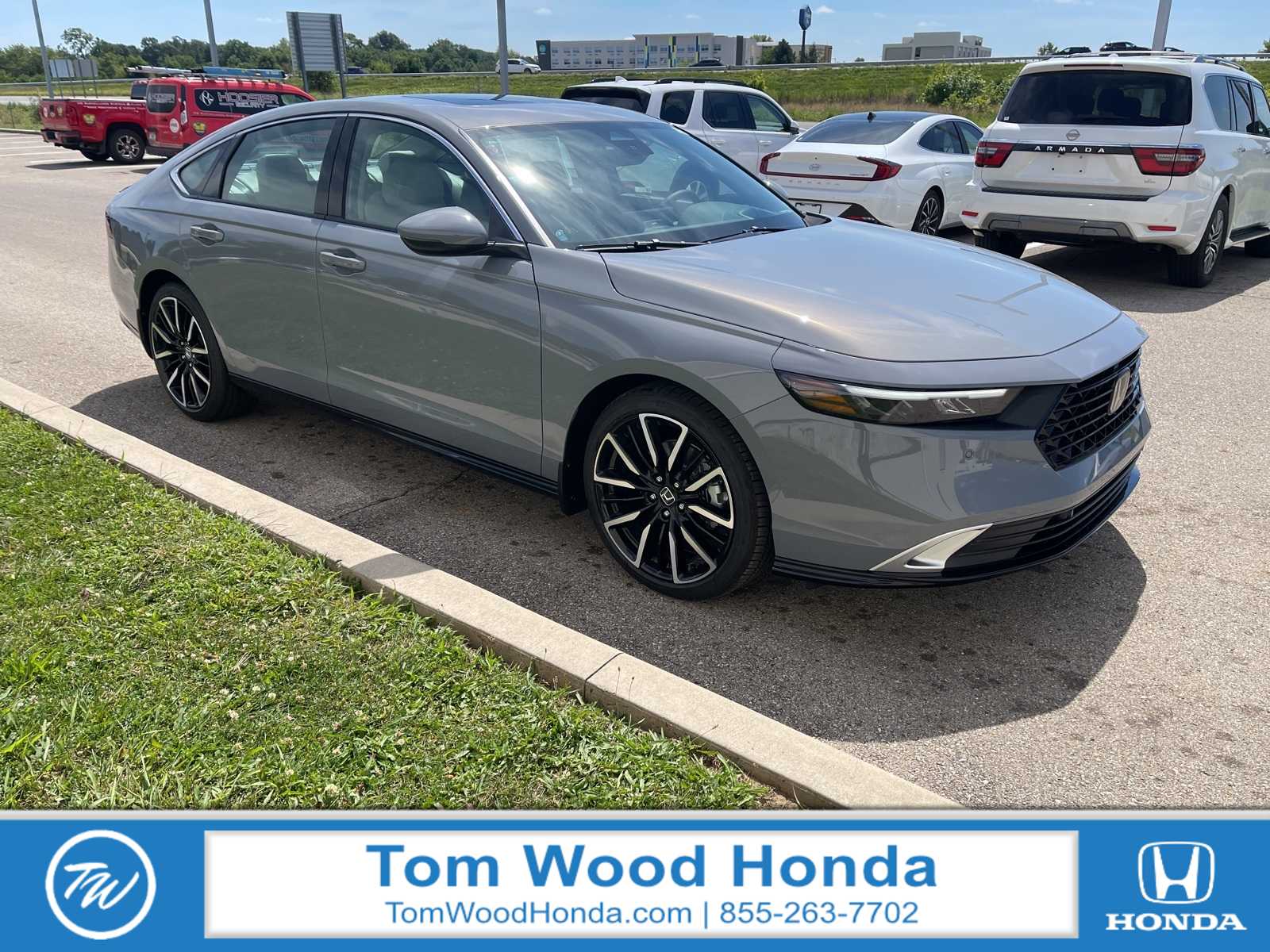 2025 Honda Accord Hybrid Touring's photo