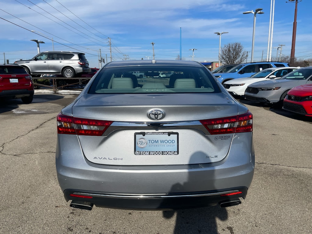 Used 2016 Toyota Avalon XLE Premium Sedan