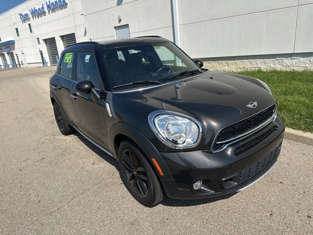 Used 2016 MINI Countryman Countryman S with VIN WMWZC5C5XGWU03068 for sale in Anderson, IN