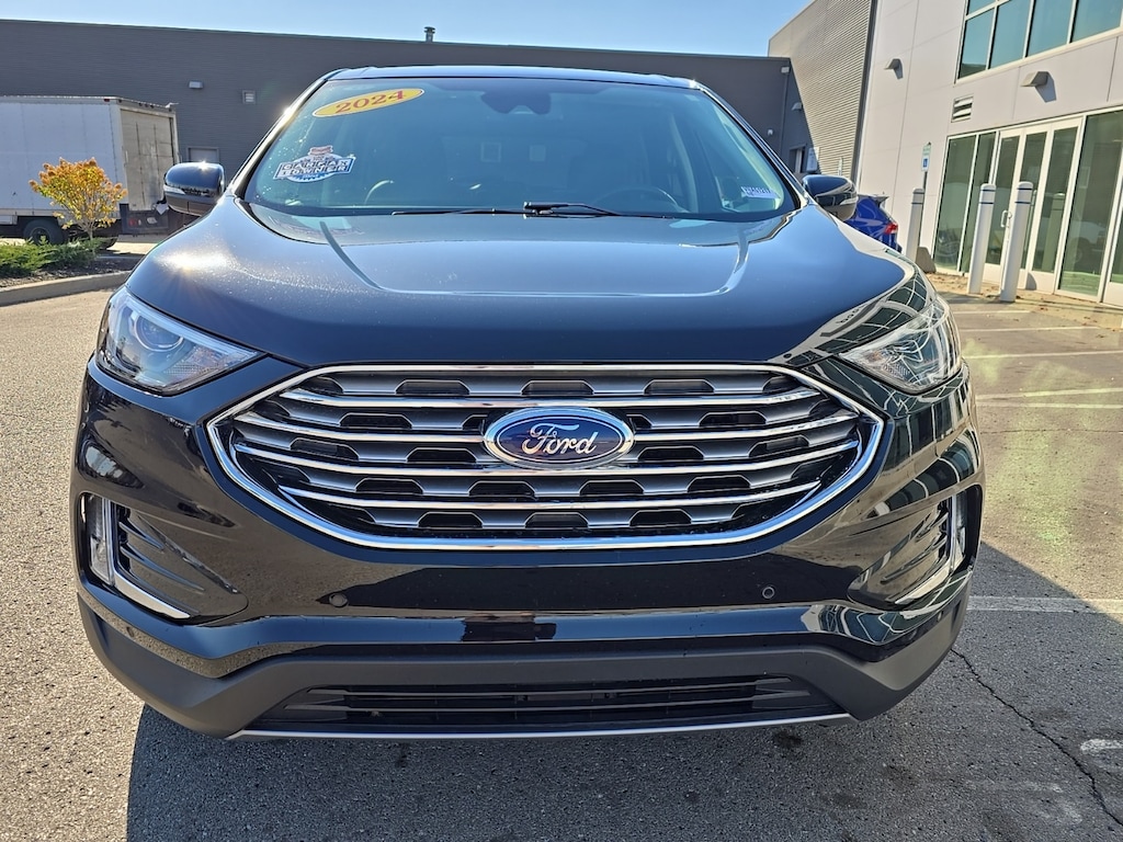 Used 2024 Ford Edge Titanium SUV