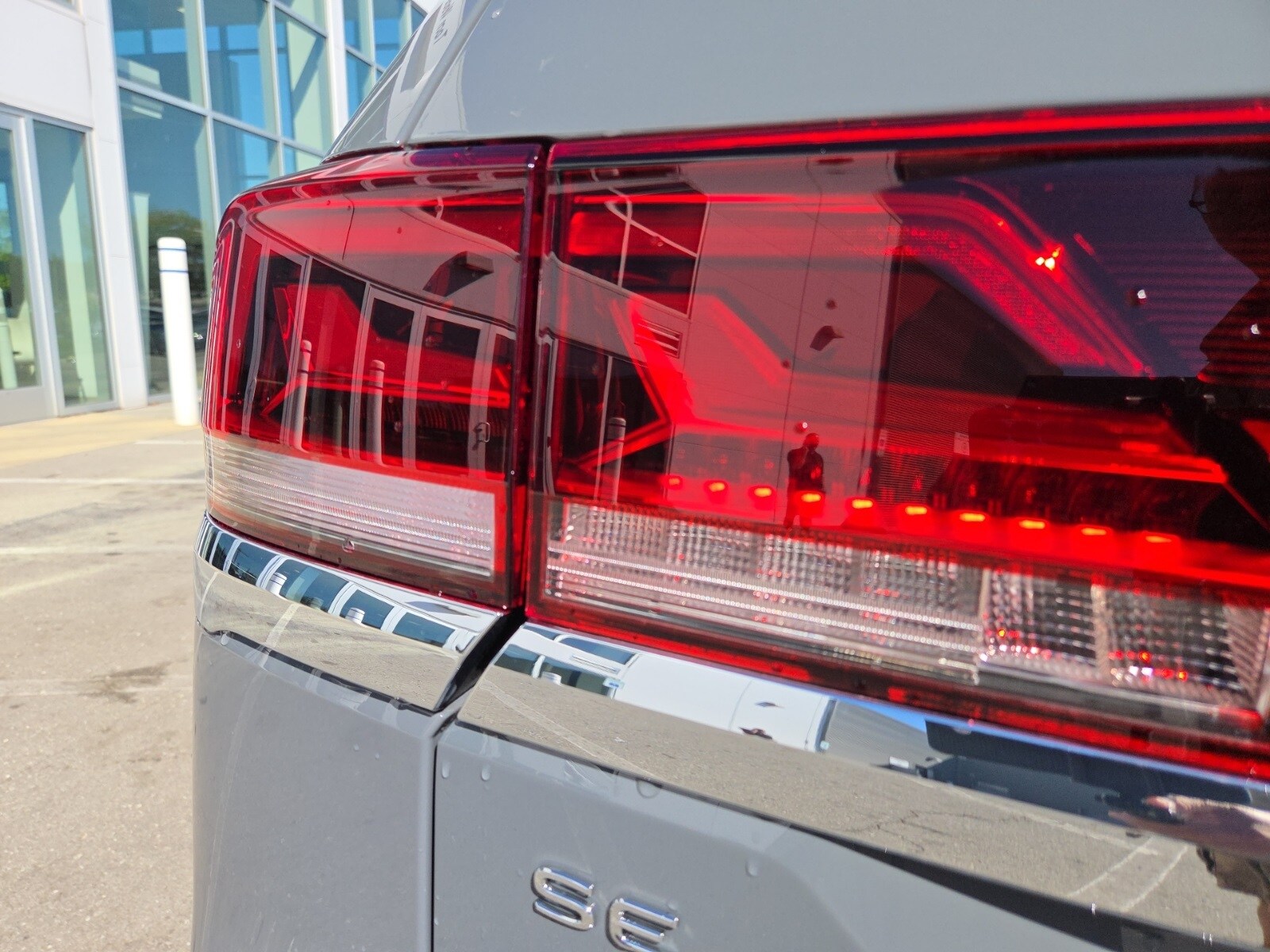 2026 Volkswagen Atlas SE Technology photo 4