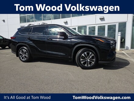 2022 Toyota Highlander XLE SUV