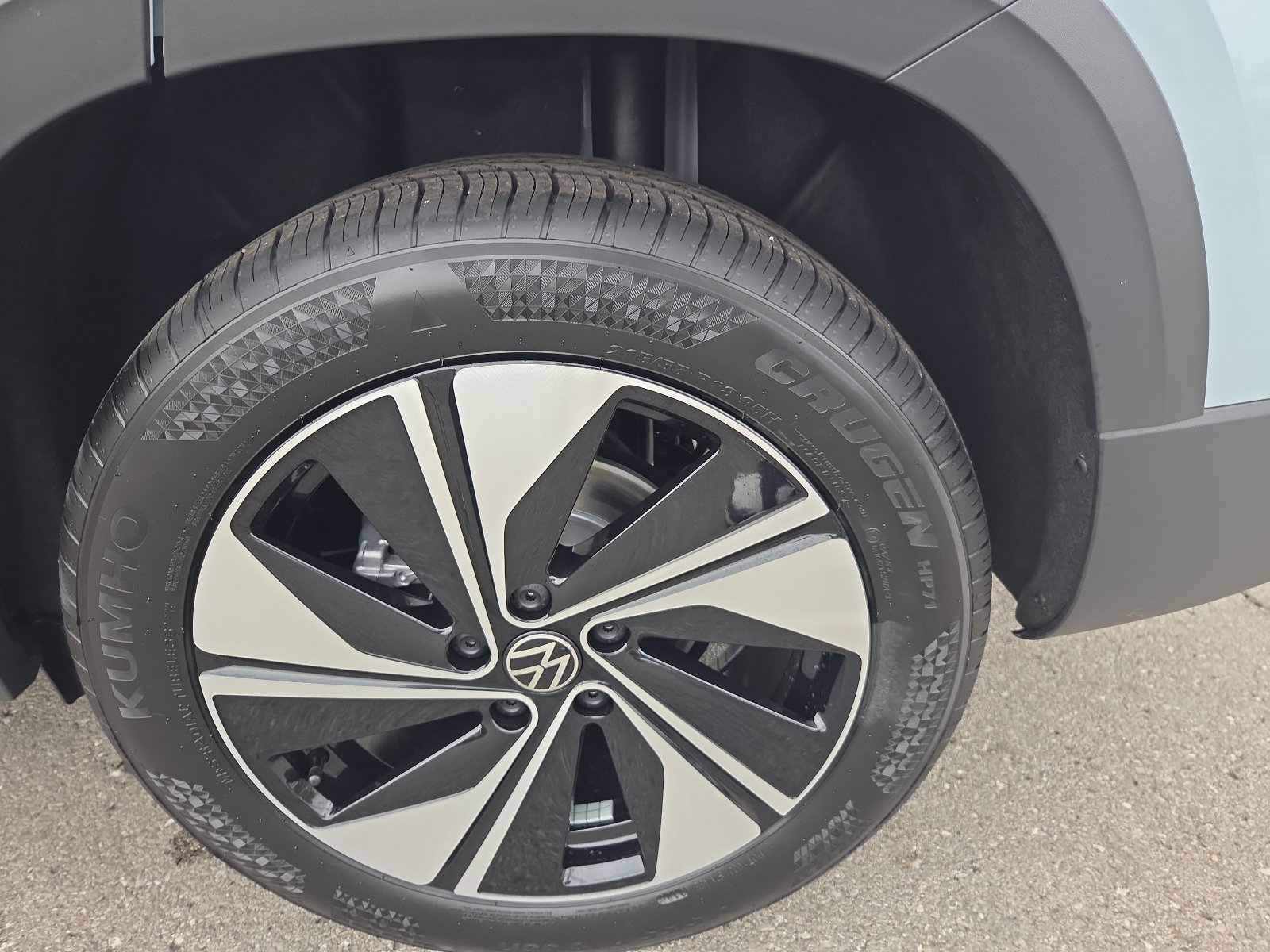 2026 Volkswagen Taos SE - Photo 16