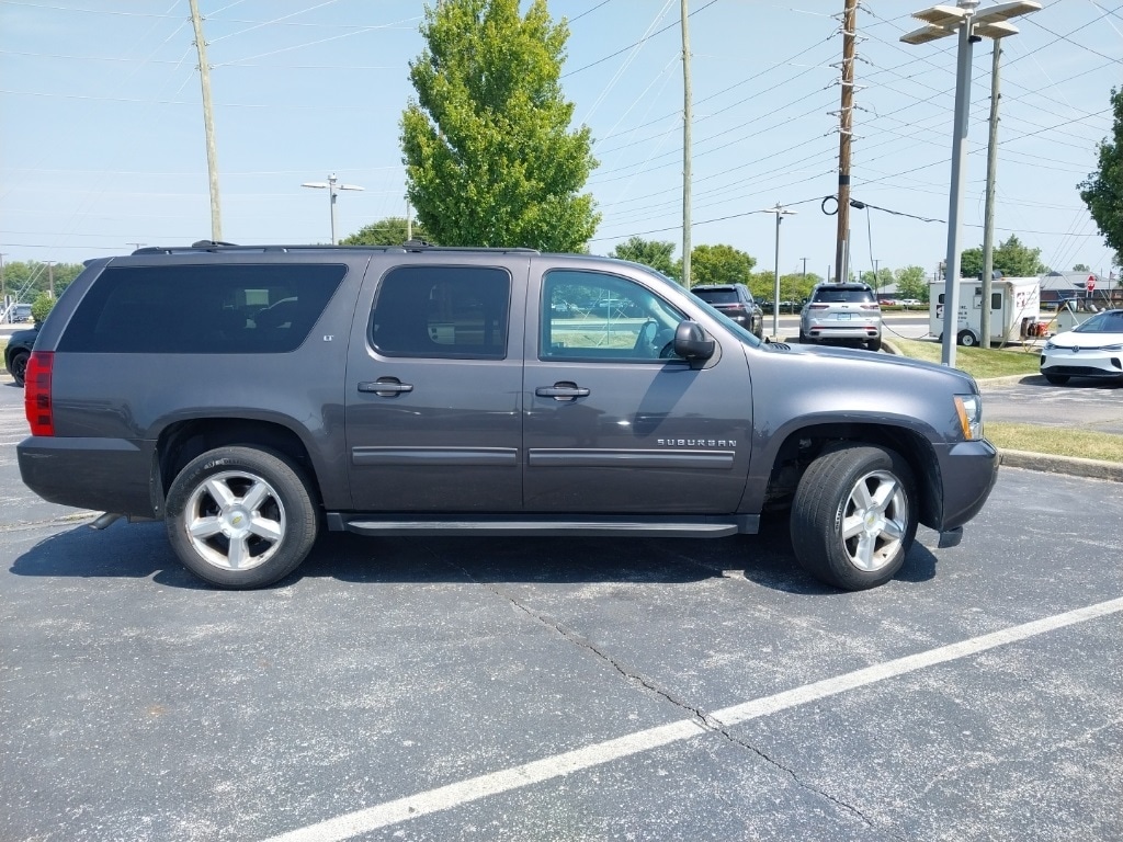 Used 2010 Chevrolet Suburban LT with VIN 1GNUKJE31AR170117 for sale in Indianapolis, IN