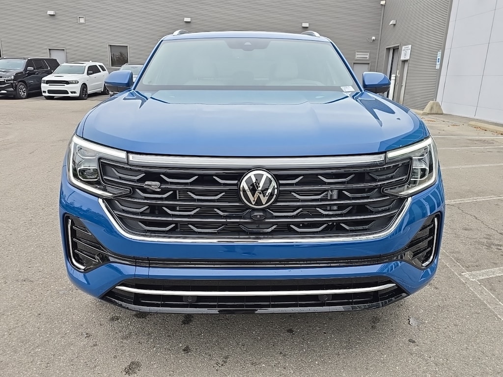New 2026 Volkswagen Atlas Cross Sport 2.0T SEL Premium R-Line SUV