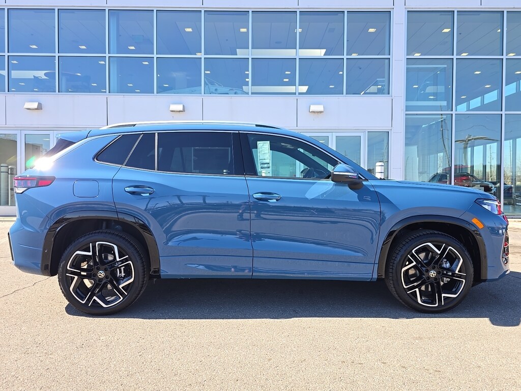 New 2026 Volkswagen Tiguan 2.0T SEL R-Line Turbo SUV