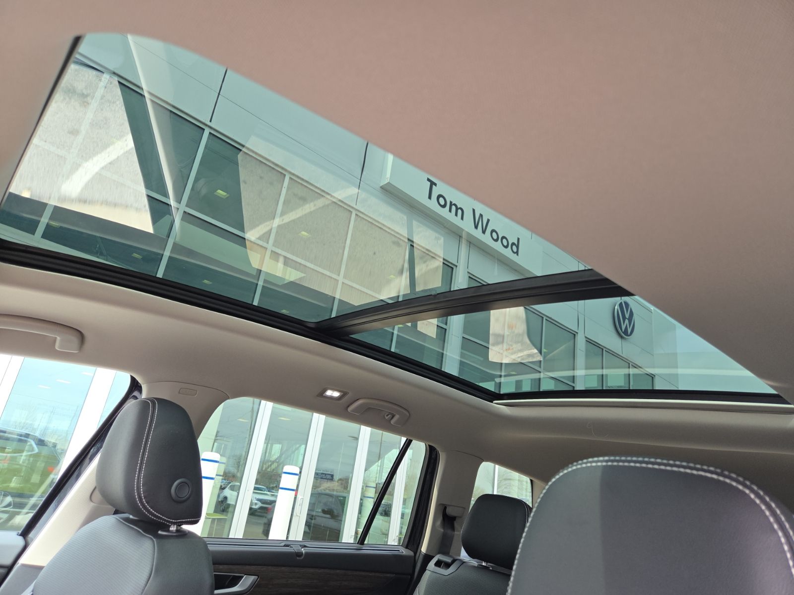 2026 Volkswagen Atlas SEL - Photo 17
