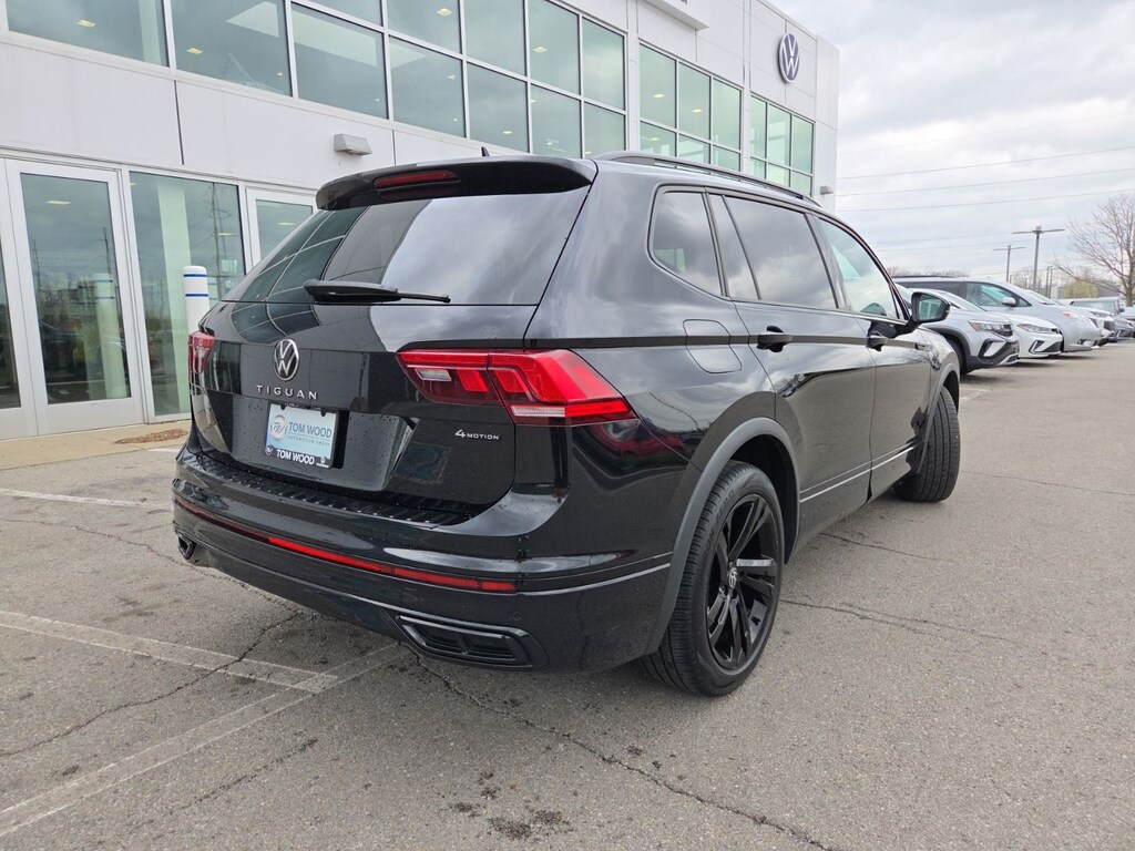 Certified 2023 Volkswagen Tiguan 2.0T SE R-Line Black SUV