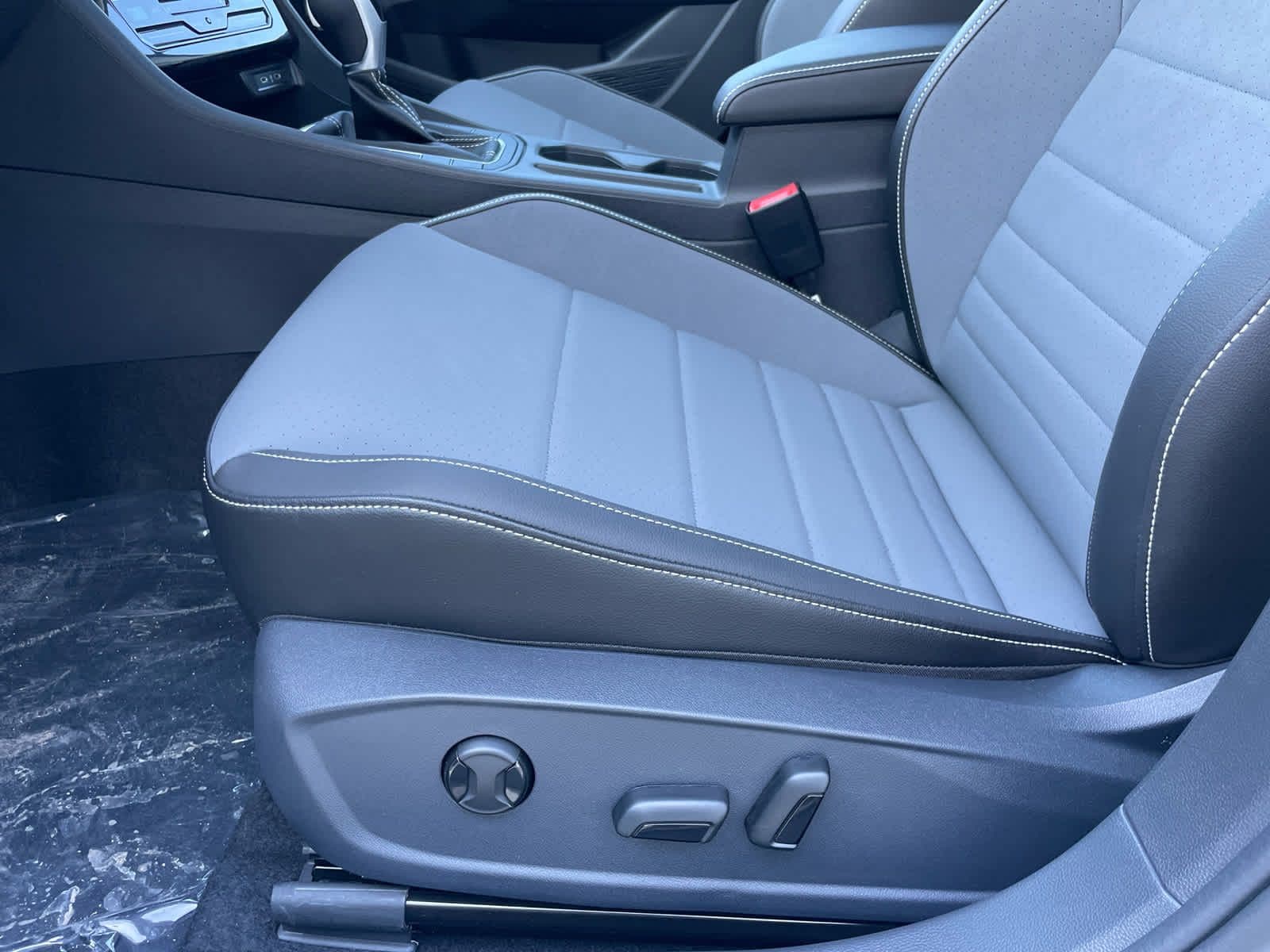 2026 Volkswagen Jetta SE - Photo 23