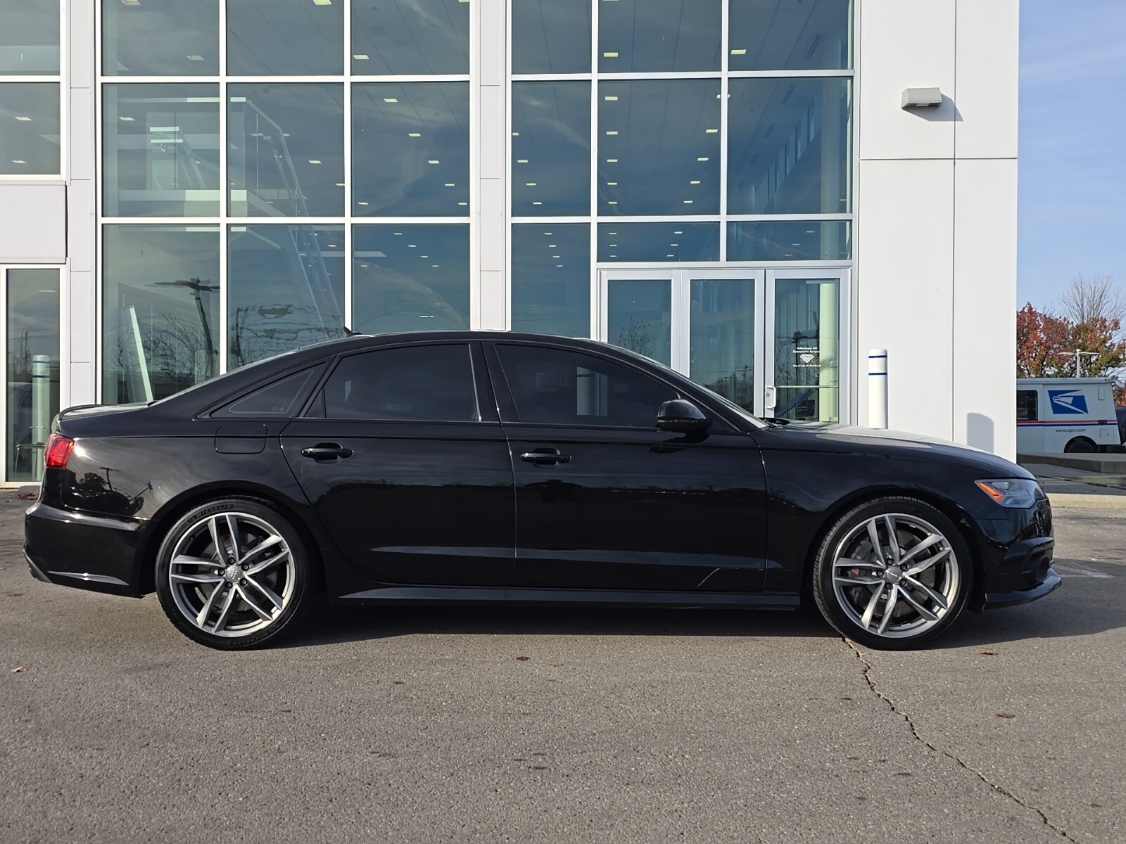 2016 Audi S6 Prestige photo 2