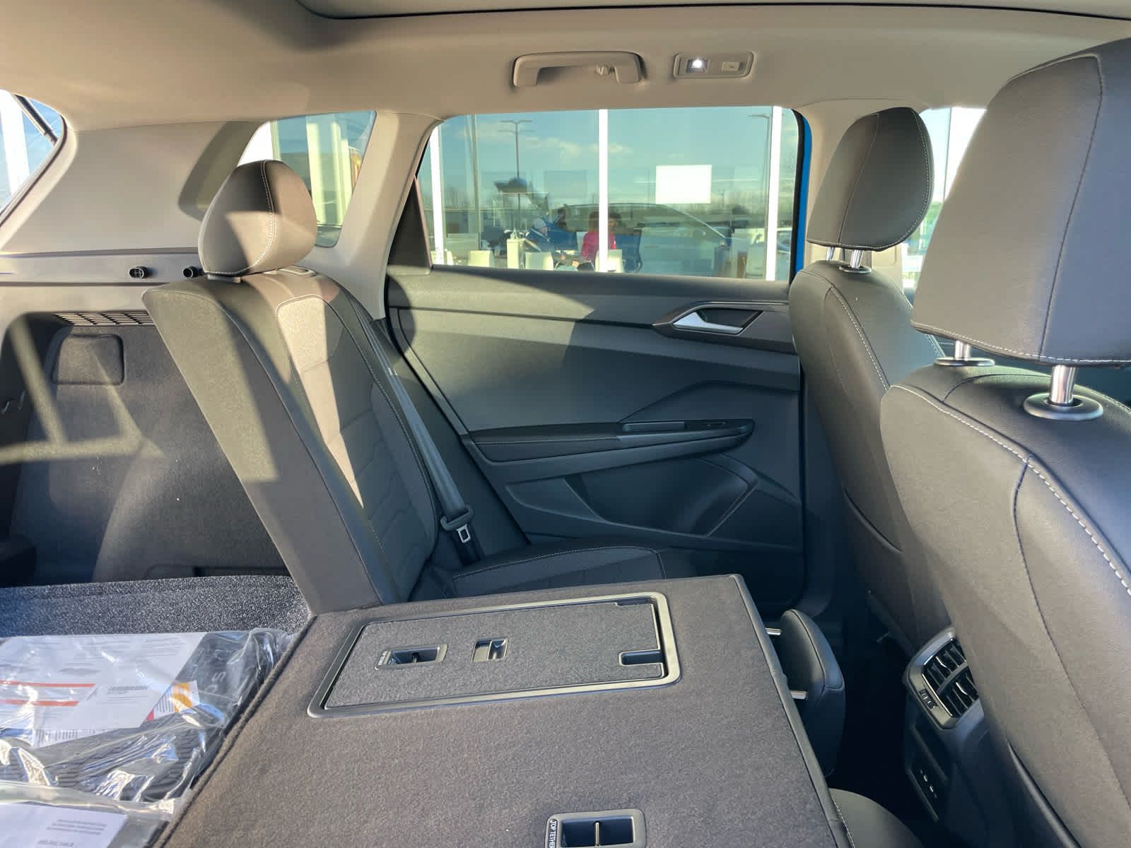 2026 Volkswagen Taos SE Black - Photo 55
