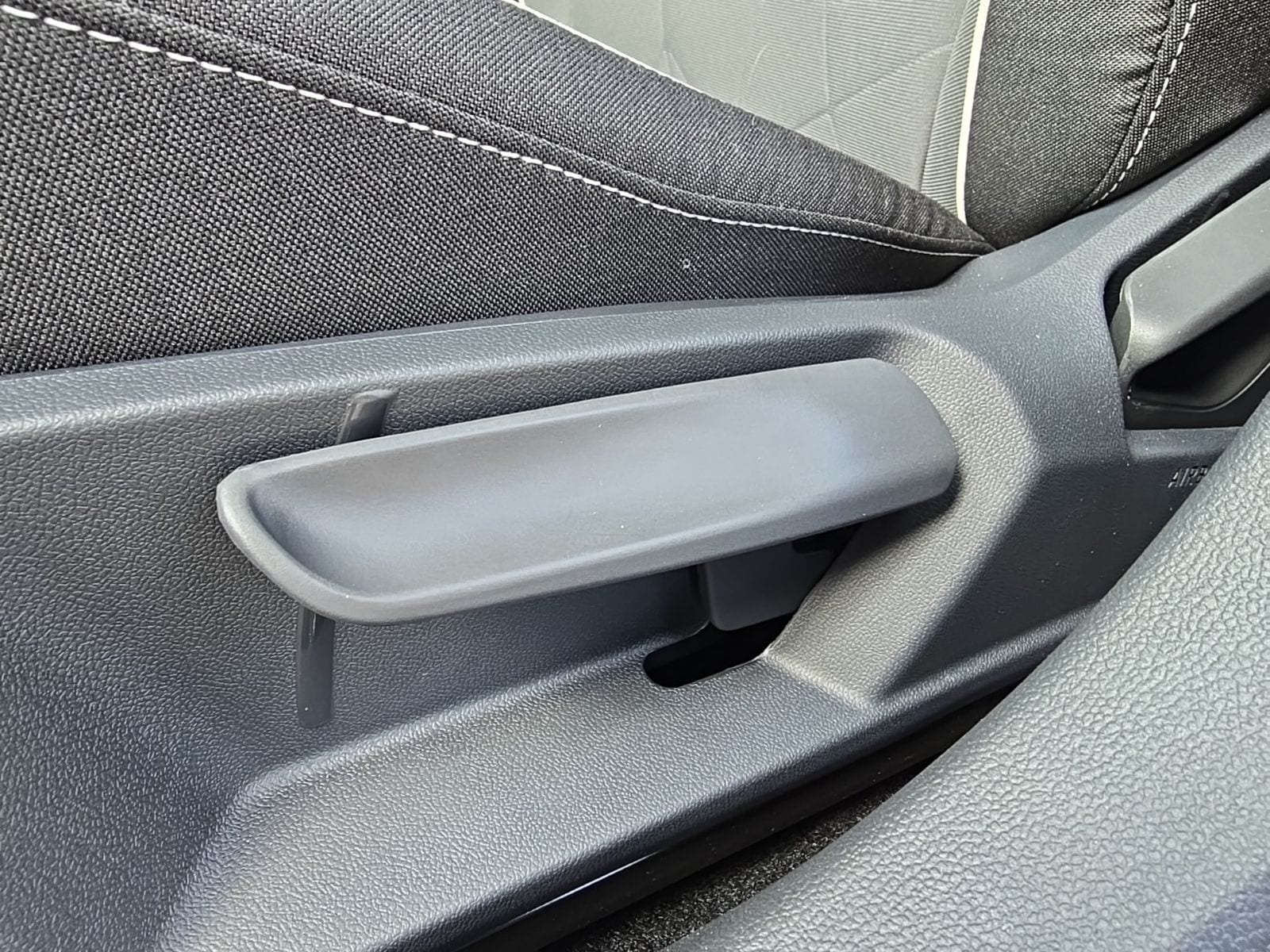 2026 Volkswagen Jetta Sport - Photo 16