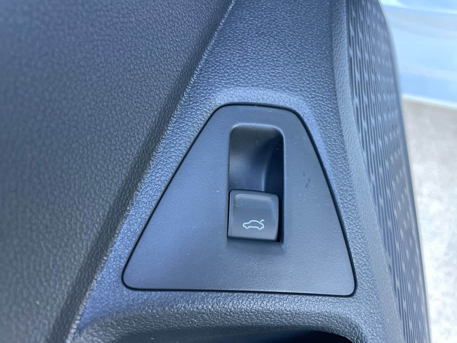 2026 Volkswagen Jetta SE - Photo 19