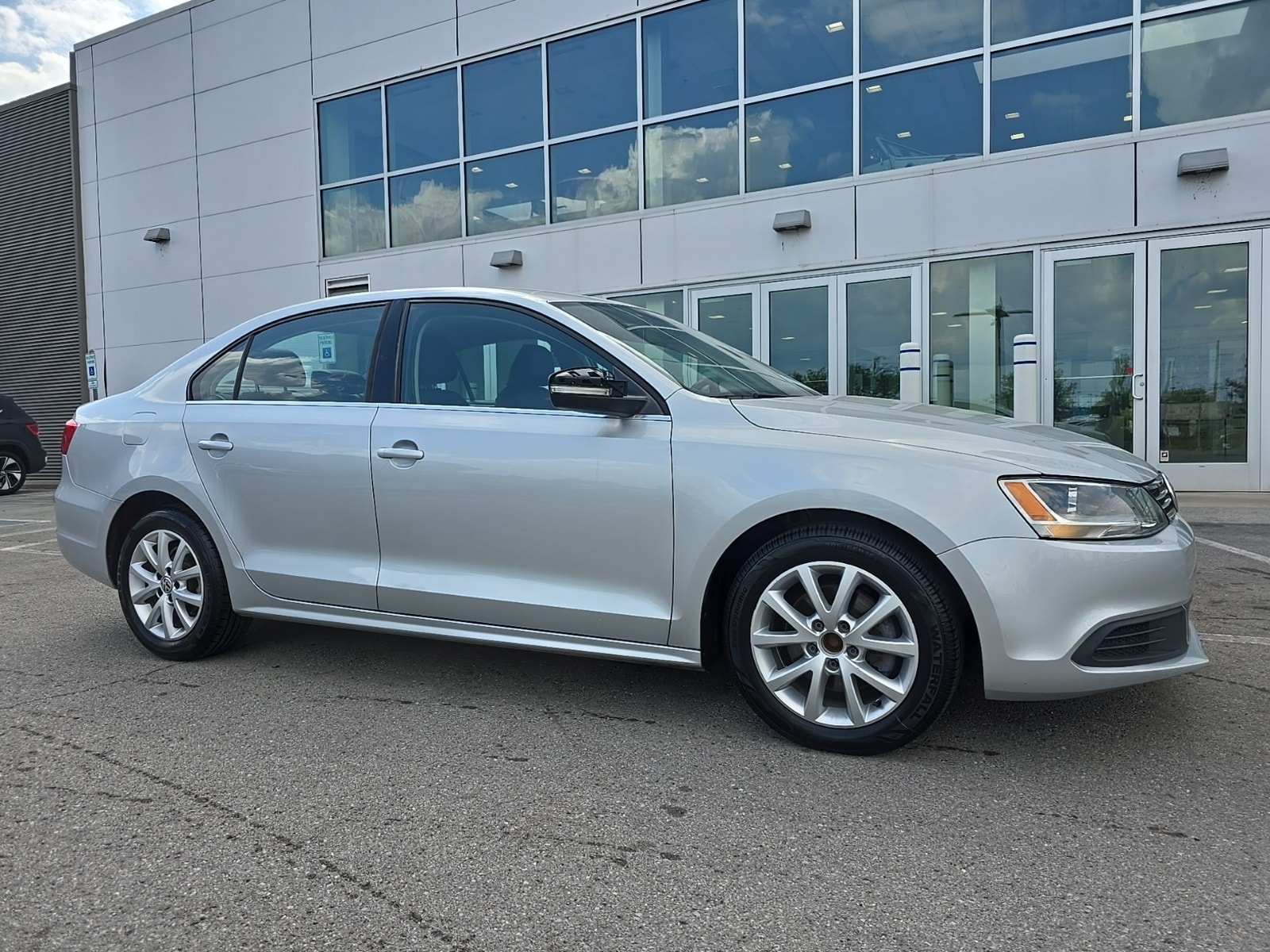 Used 2014 Volkswagen Jetta SE with VIN 3VWD17AJ5EM326280 for sale in Indianapolis, IN