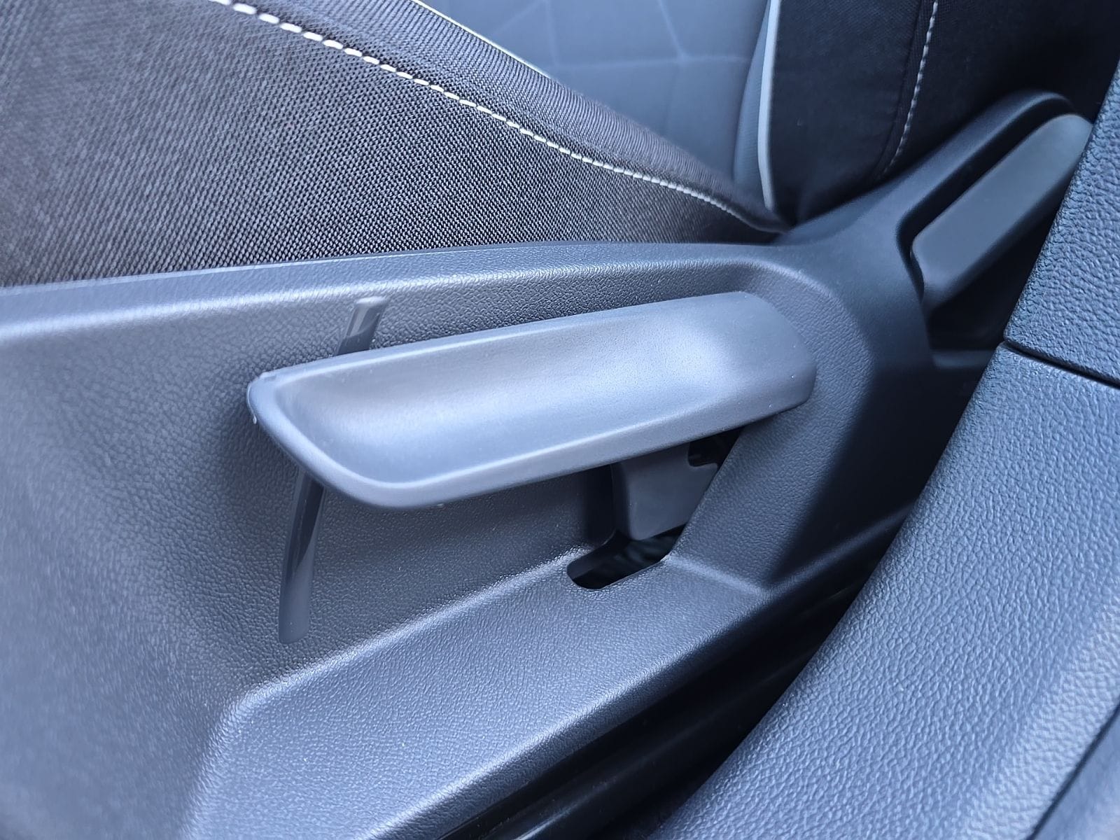 2026 Volkswagen Jetta Sport - Photo 15