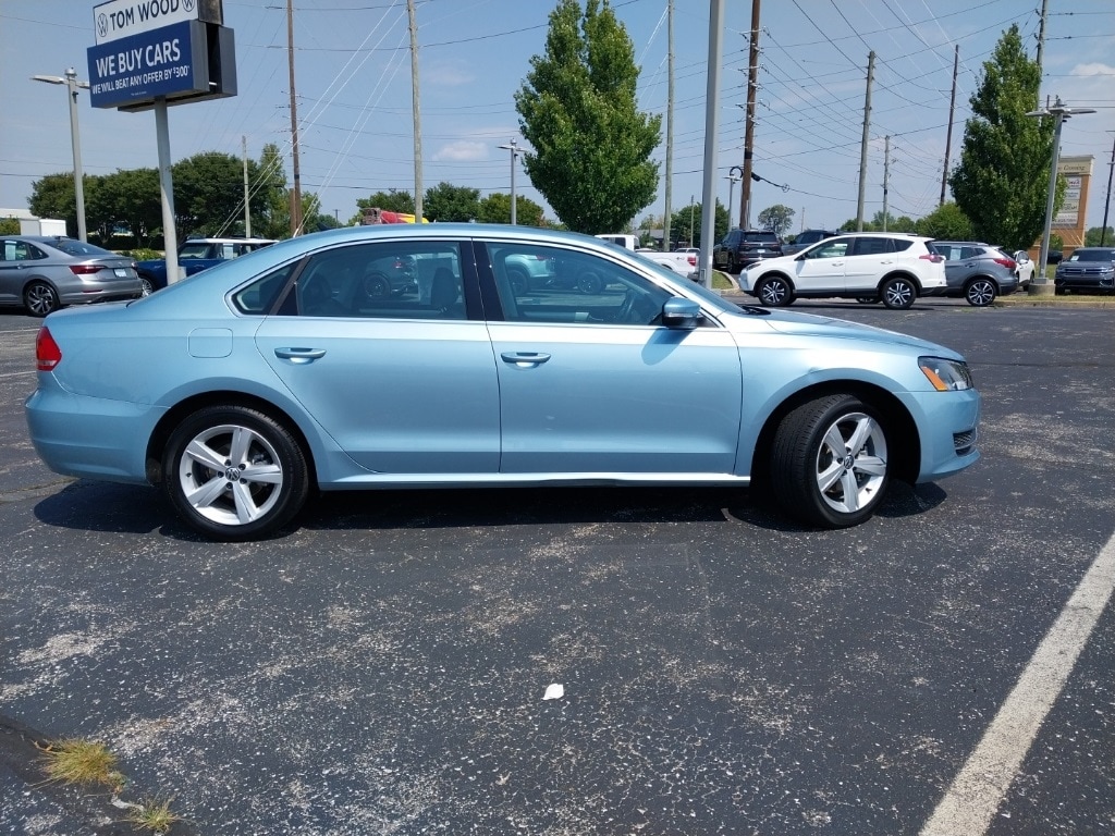 Used 2013 Volkswagen Passat SE with VIN 1VWBH7A38DC081981 for sale in Indianapolis, IN