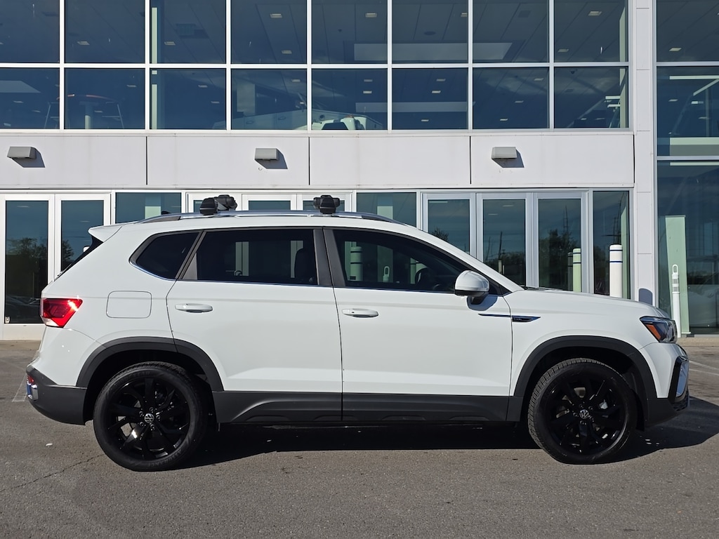 Used 2023 Volkswagen Taos 1.5T SE SUV