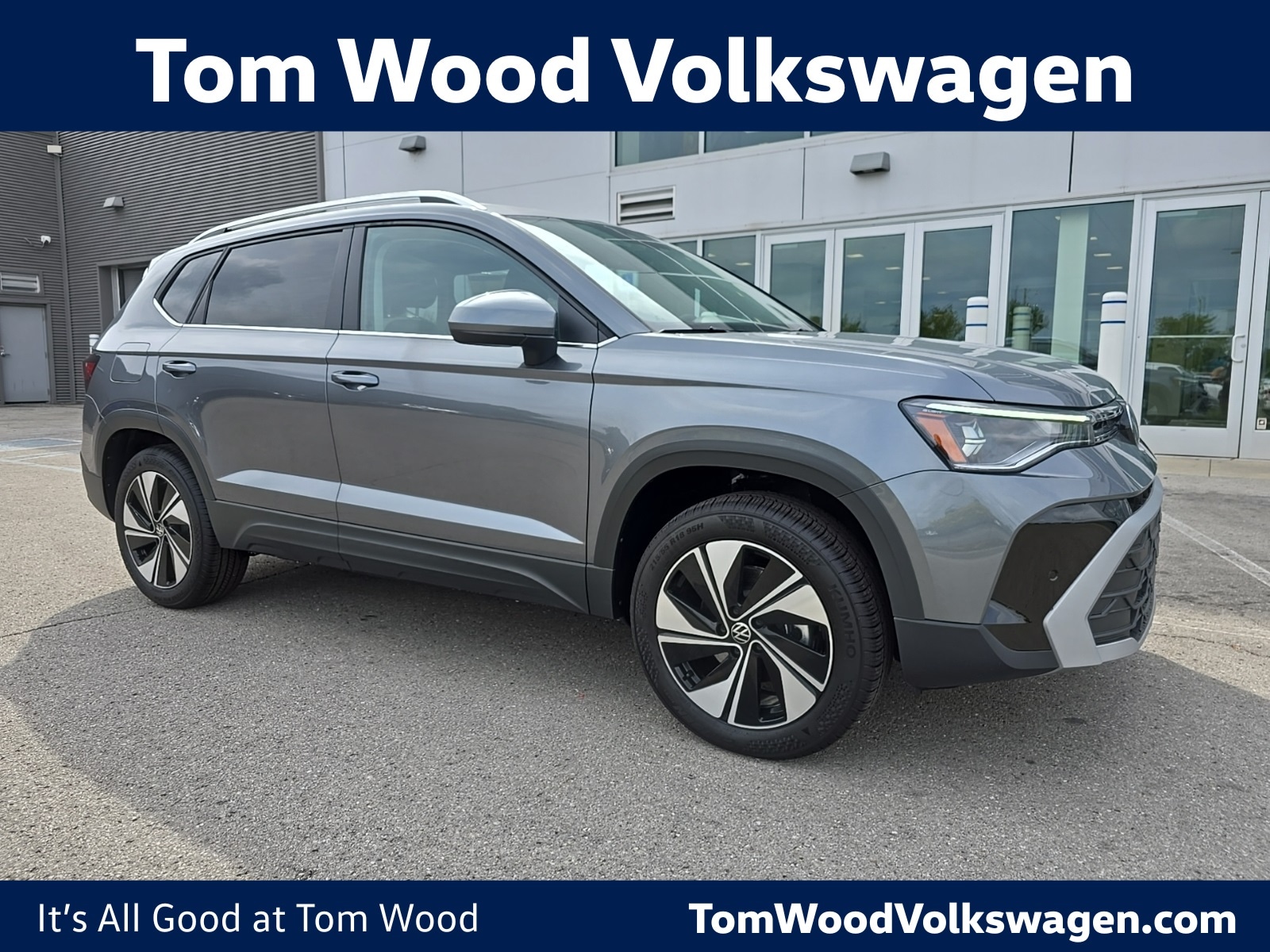 2025 Volkswagen Taos SE's photo