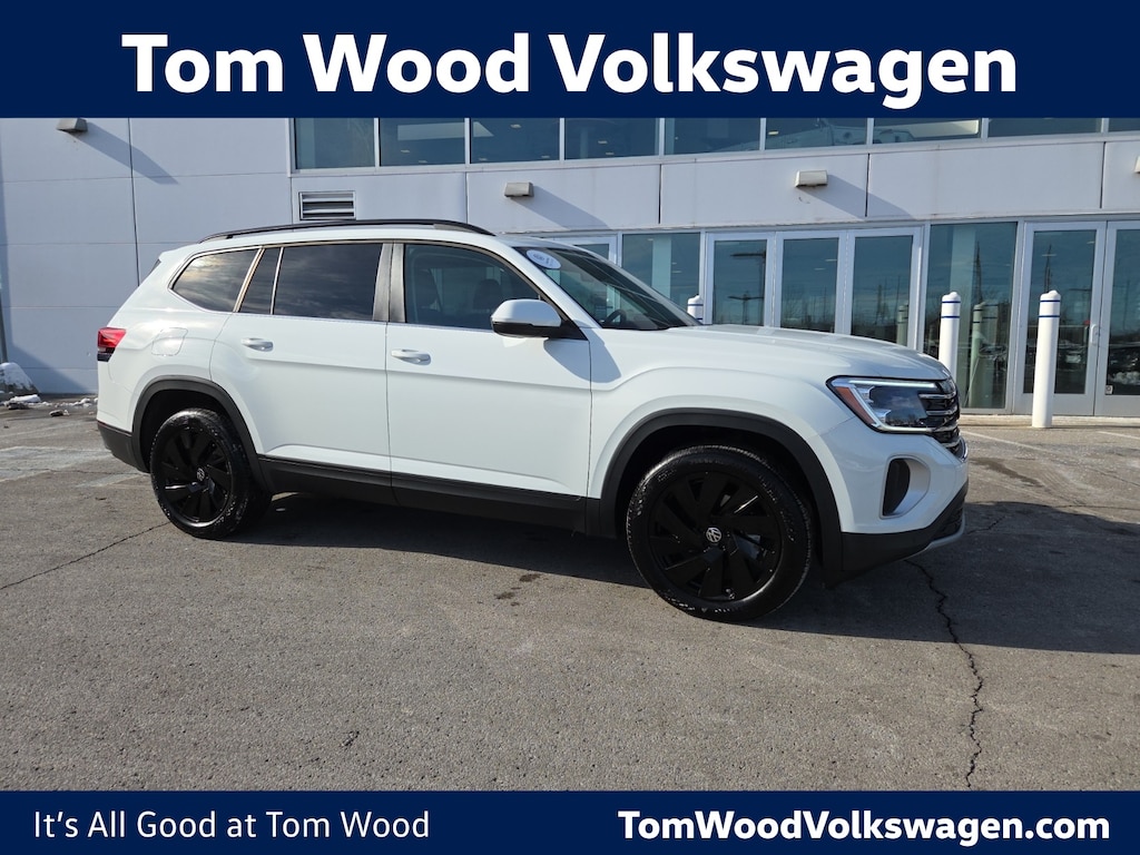 Certified 2025 Volkswagen Atlas 2.0T SE w/Technology SUV