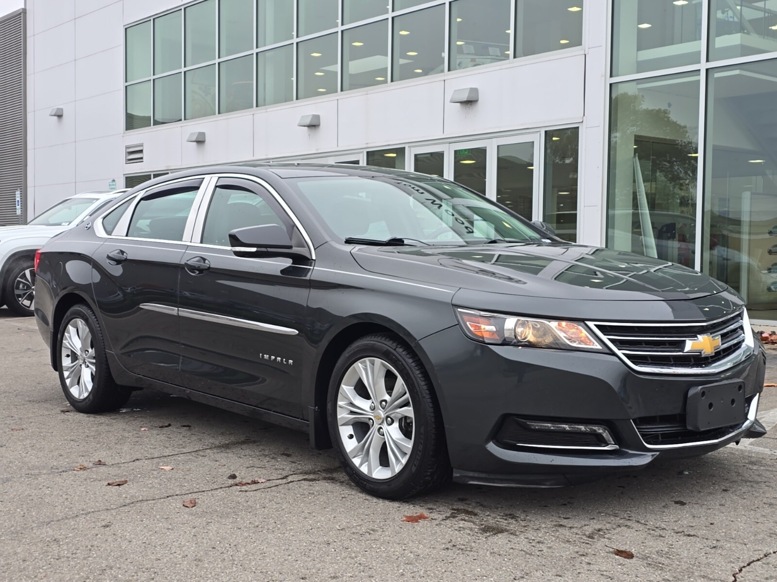2015 Chevrolet Impala 2LT photo 3