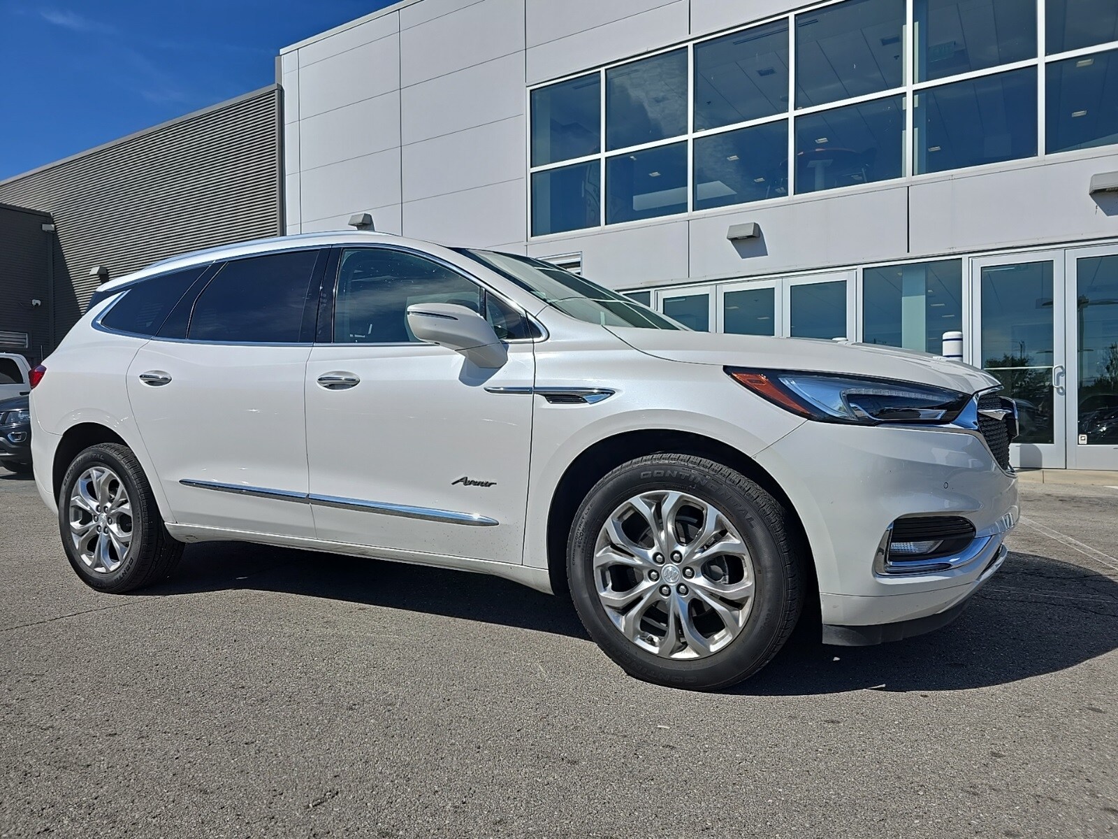 2020 Buick Enclave Avenir photo 2