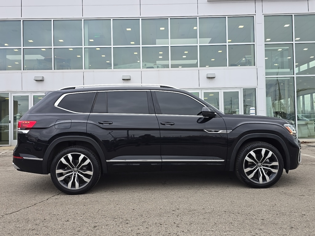 Used 2023 Volkswagen Atlas 3.6L V6 SEL Premium R-Line SUV